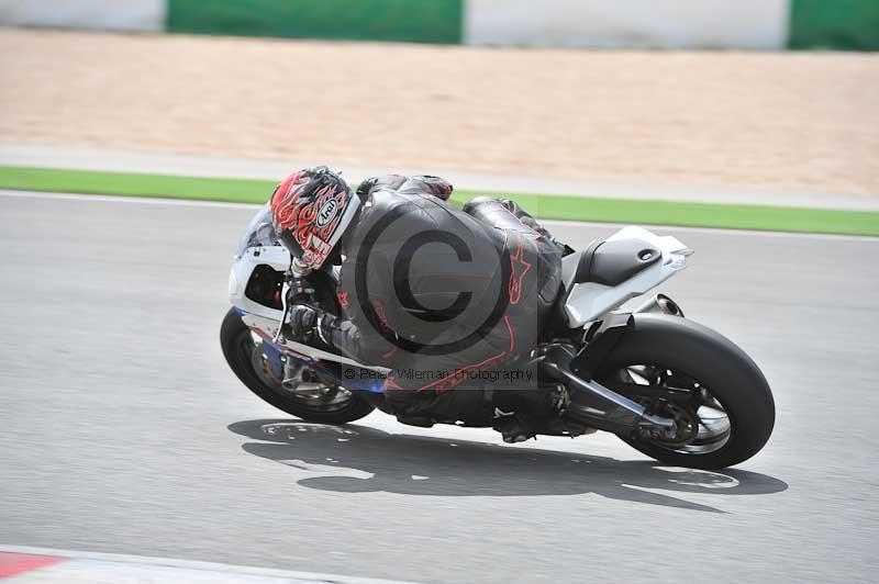 march 2010;motorbikes;no limits;peter wileman photography;portimao;portugal;trackday;trackday digital images