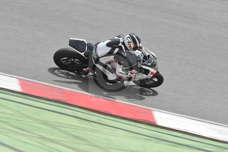 march 2010;motorbikes;no limits;peter wileman photography;portimao;portugal;trackday;trackday digital images