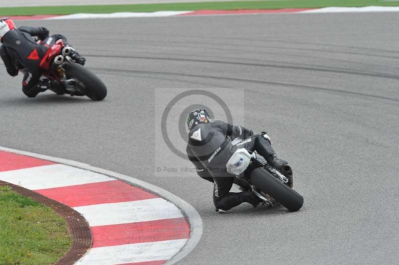 march 2010;motorbikes;no limits;peter wileman photography;portimao;portugal;trackday;trackday digital images