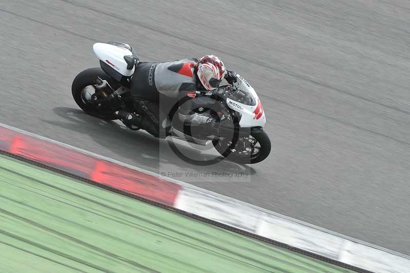 march 2010;motorbikes;no limits;peter wileman photography;portimao;portugal;trackday;trackday digital images