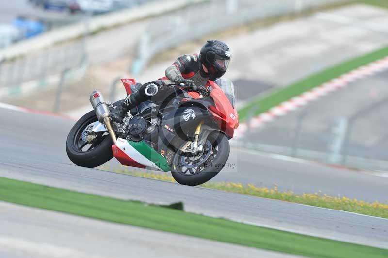 march 2010;motorbikes;no limits;peter wileman photography;portimao;portugal;trackday;trackday digital images