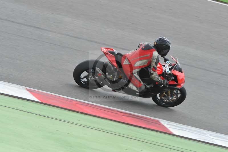 march 2010;motorbikes;no limits;peter wileman photography;portimao;portugal;trackday;trackday digital images