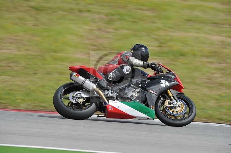 march 2010;motorbikes;no limits;peter wileman photography;portimao;portugal;trackday;trackday digital images