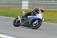 march-2010;motorbikes;no-limits;peter-wileman-photography;portimao;portugal;trackday;trackday-digital-images