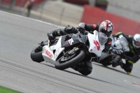 march-2010;motorbikes;no-limits;peter-wileman-photography;portimao;portugal;trackday;trackday-digital-images