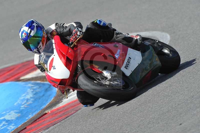 march 2010;motorbikes;no limits;peter wileman photography;portimao;portugal;trackday;trackday digital images