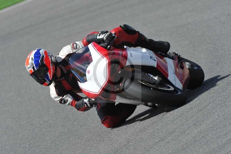 march 2010;motorbikes;no limits;peter wileman photography;portimao;portugal;trackday;trackday digital images