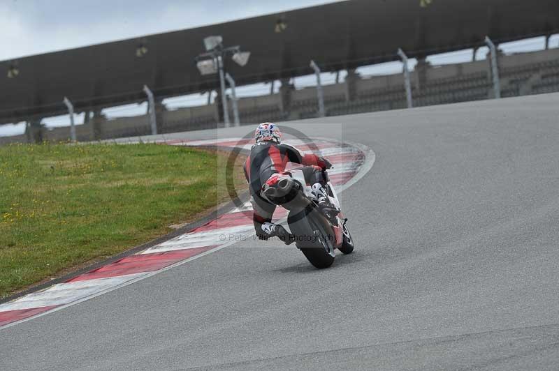 march 2010;motorbikes;no limits;peter wileman photography;portimao;portugal;trackday;trackday digital images