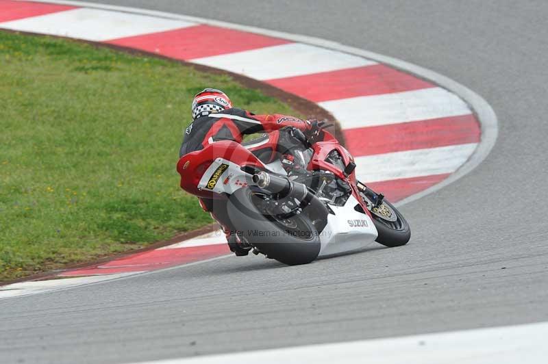 march 2010;motorbikes;no limits;peter wileman photography;portimao;portugal;trackday;trackday digital images