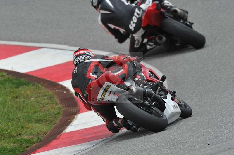 march 2010;motorbikes;no limits;peter wileman photography;portimao;portugal;trackday;trackday digital images