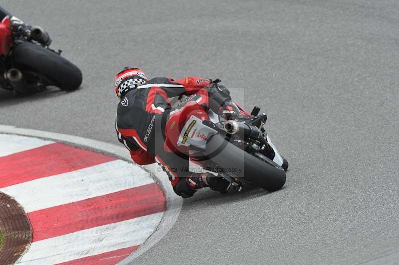 march 2010;motorbikes;no limits;peter wileman photography;portimao;portugal;trackday;trackday digital images