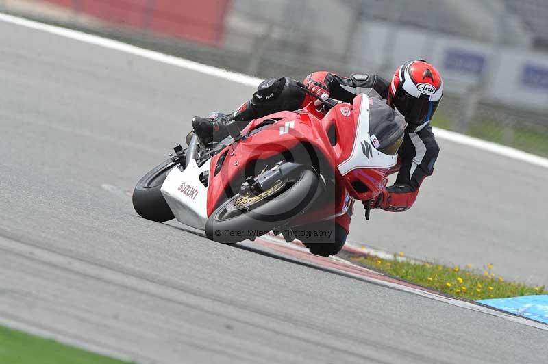 march 2010;motorbikes;no limits;peter wileman photography;portimao;portugal;trackday;trackday digital images