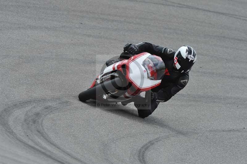 march 2010;motorbikes;no limits;peter wileman photography;portimao;portugal;trackday;trackday digital images