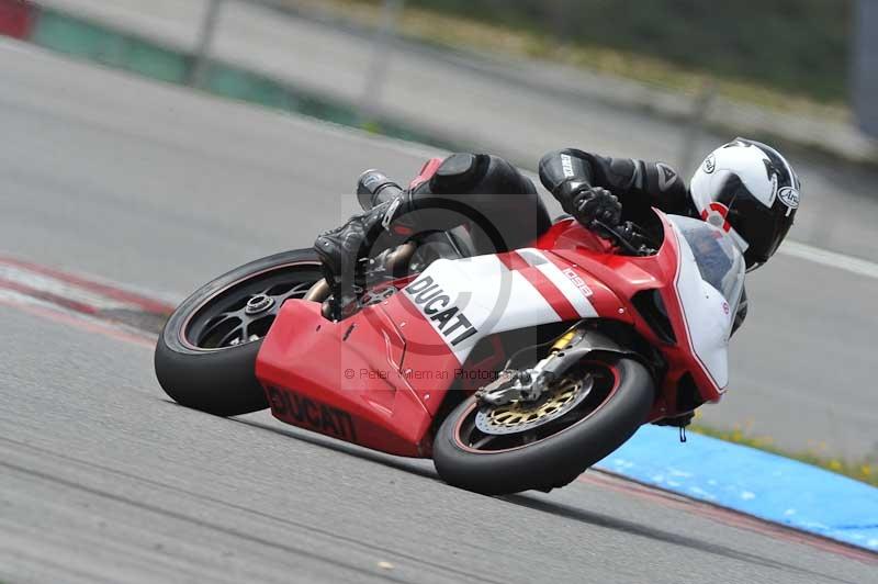 march 2010;motorbikes;no limits;peter wileman photography;portimao;portugal;trackday;trackday digital images