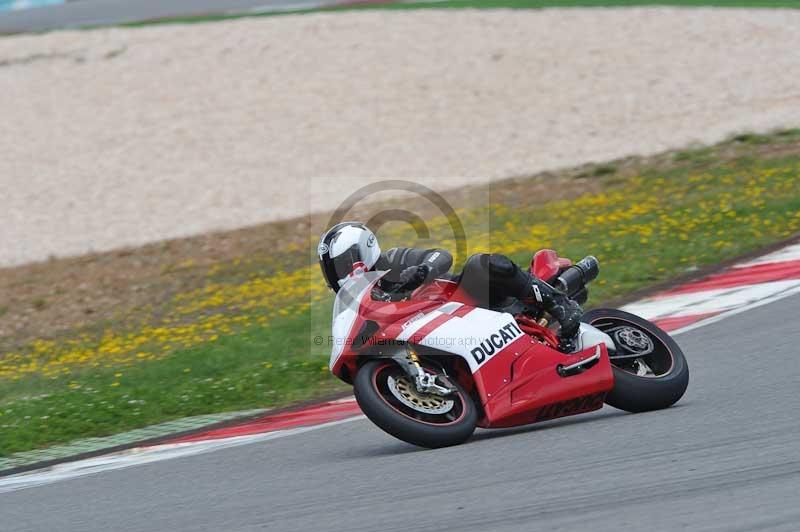 march 2010;motorbikes;no limits;peter wileman photography;portimao;portugal;trackday;trackday digital images