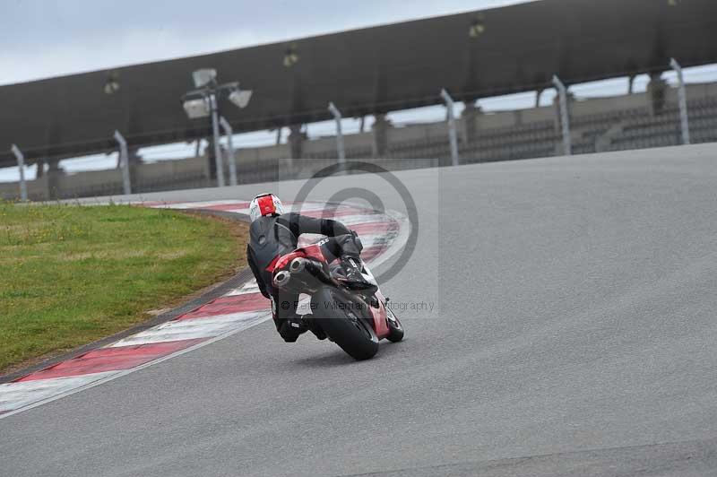 march 2010;motorbikes;no limits;peter wileman photography;portimao;portugal;trackday;trackday digital images