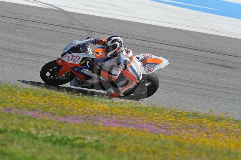 march 2010;motorbikes;no limits;peter wileman photography;portimao;portugal;trackday;trackday digital images