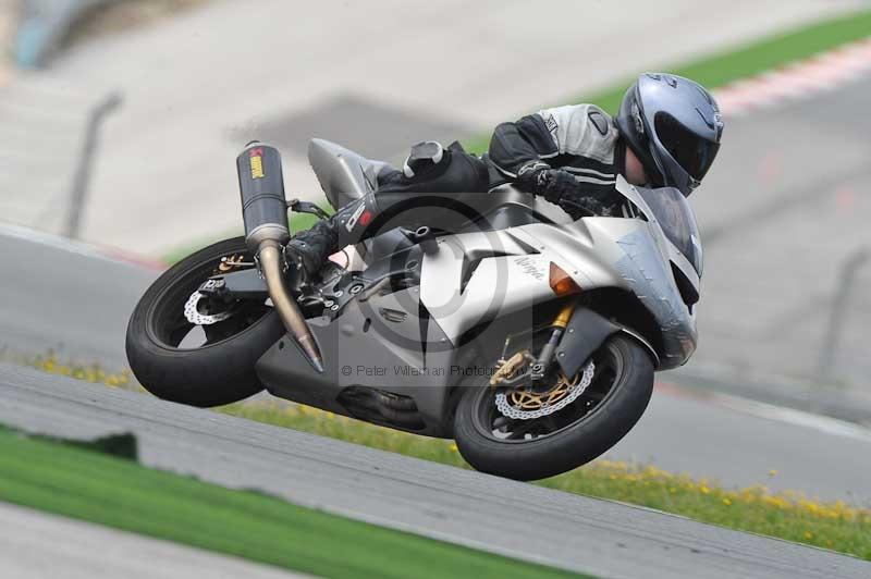 march 2010;motorbikes;no limits;peter wileman photography;portimao;portugal;trackday;trackday digital images