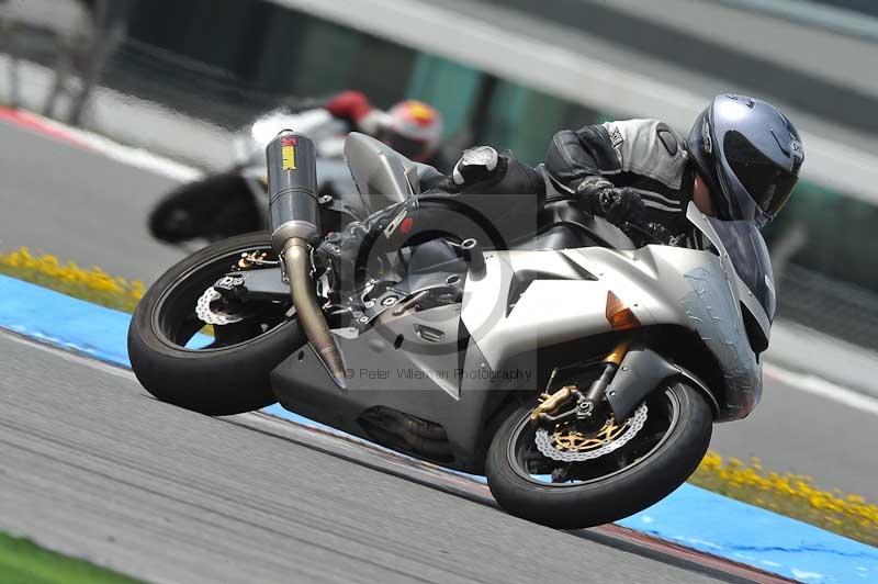 march 2010;motorbikes;no limits;peter wileman photography;portimao;portugal;trackday;trackday digital images