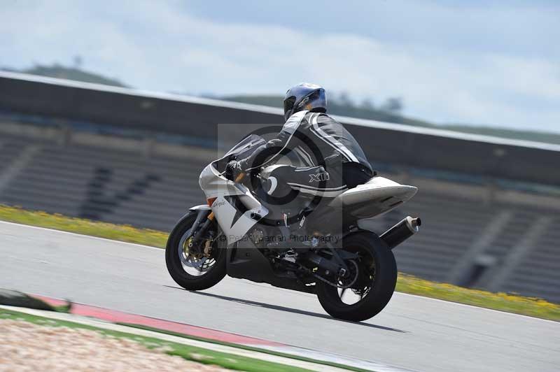 march 2010;motorbikes;no limits;peter wileman photography;portimao;portugal;trackday;trackday digital images