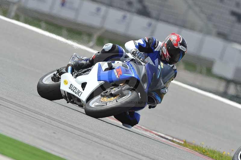 march 2010;motorbikes;no limits;peter wileman photography;portimao;portugal;trackday;trackday digital images