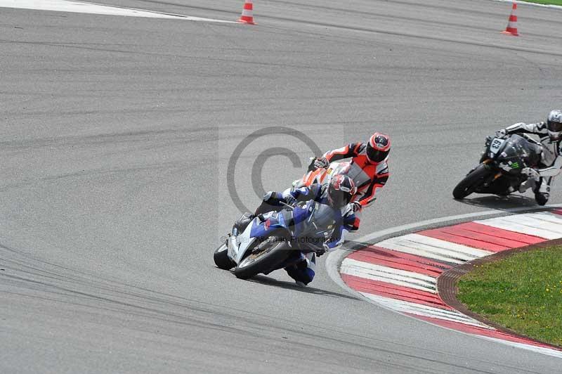 march 2010;motorbikes;no limits;peter wileman photography;portimao;portugal;trackday;trackday digital images