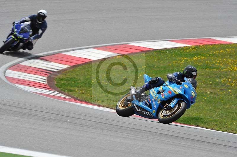 march 2010;motorbikes;no limits;peter wileman photography;portimao;portugal;trackday;trackday digital images