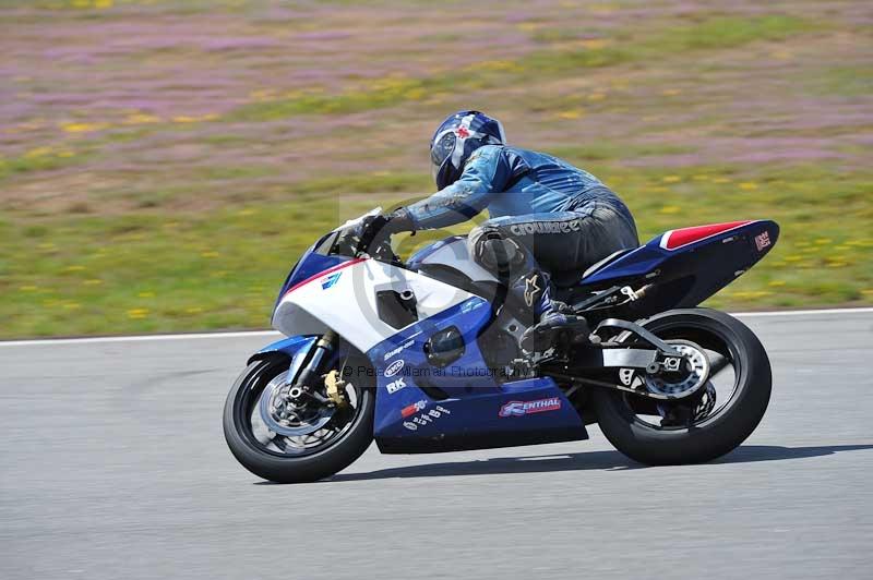 march 2010;motorbikes;no limits;peter wileman photography;portimao;portugal;trackday;trackday digital images