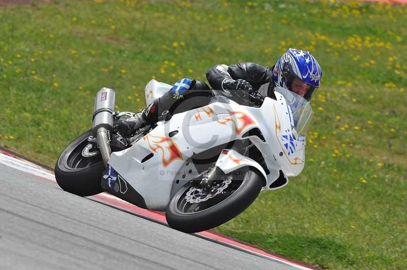 march 2010;motorbikes;no limits;peter wileman photography;portimao;portugal;trackday;trackday digital images