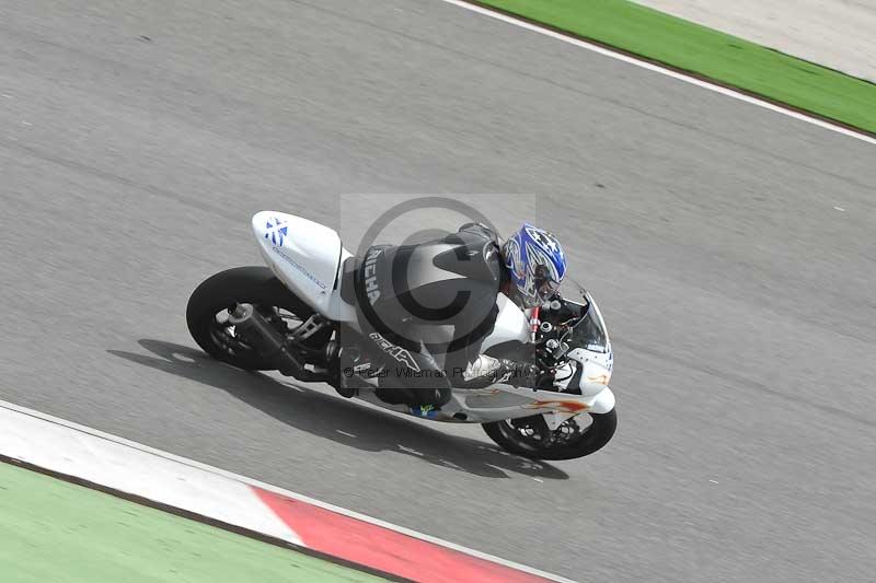 march 2010;motorbikes;no limits;peter wileman photography;portimao;portugal;trackday;trackday digital images