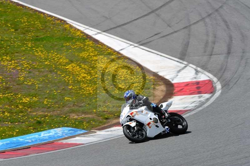 march 2010;motorbikes;no limits;peter wileman photography;portimao;portugal;trackday;trackday digital images