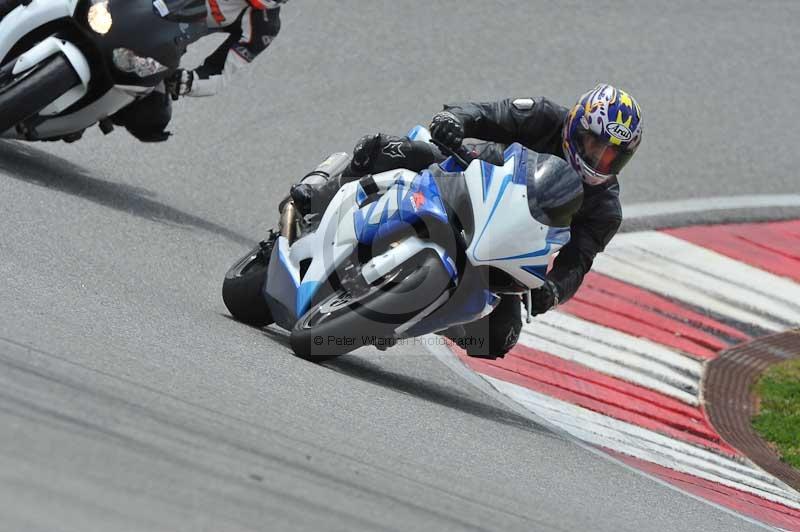 march 2010;motorbikes;no limits;peter wileman photography;portimao;portugal;trackday;trackday digital images