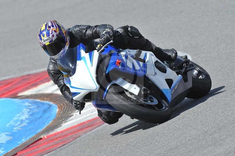 march 2010;motorbikes;no limits;peter wileman photography;portimao;portugal;trackday;trackday digital images