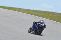 march-2010;motorbikes;no-limits;peter-wileman-photography;portimao;portugal;trackday;trackday-digital-images