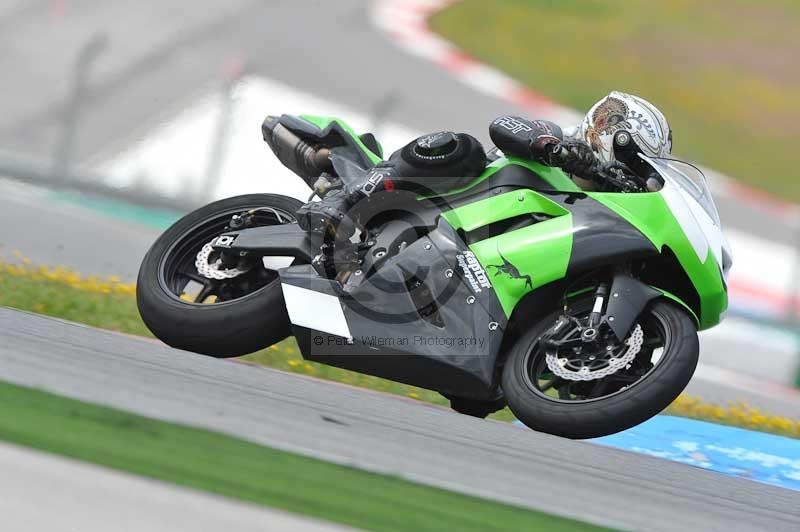 march 2010;motorbikes;no limits;peter wileman photography;portimao;portugal;trackday;trackday digital images