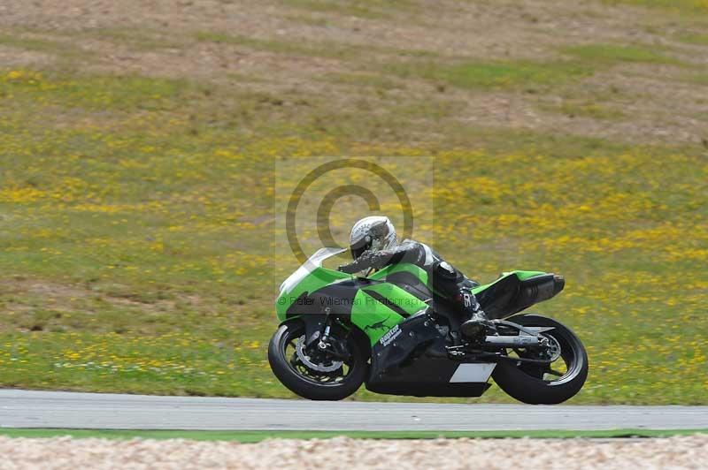 march 2010;motorbikes;no limits;peter wileman photography;portimao;portugal;trackday;trackday digital images