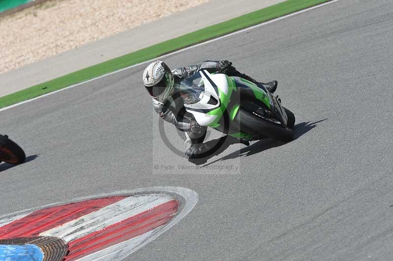 march 2010;motorbikes;no limits;peter wileman photography;portimao;portugal;trackday;trackday digital images