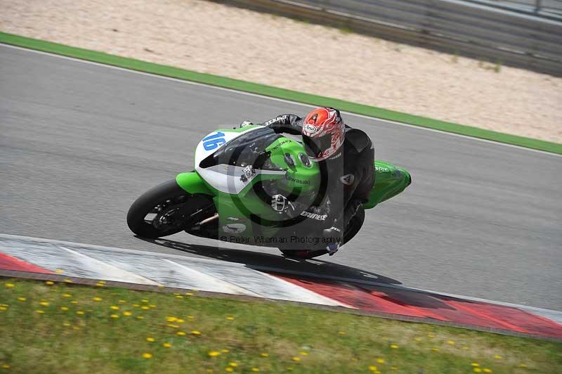 march 2010;motorbikes;no limits;peter wileman photography;portimao;portugal;trackday;trackday digital images