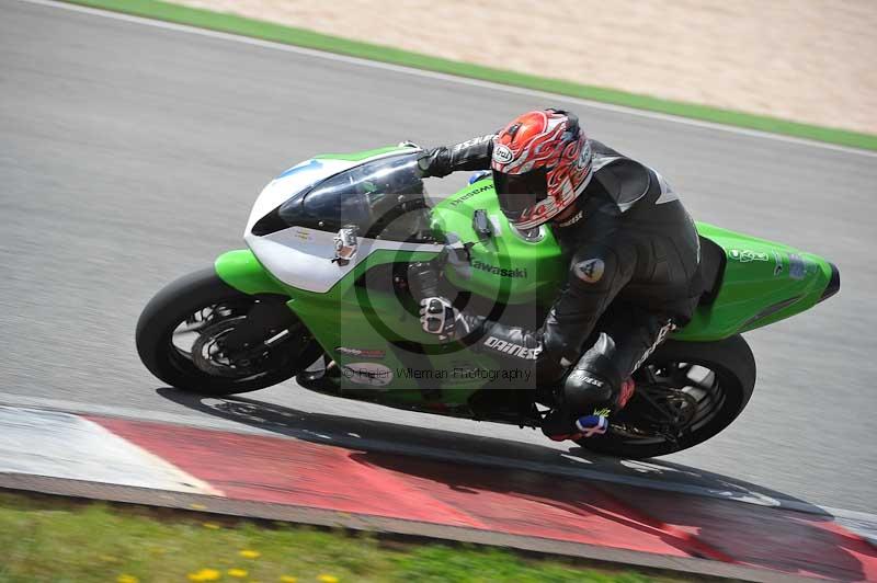 march 2010;motorbikes;no limits;peter wileman photography;portimao;portugal;trackday;trackday digital images