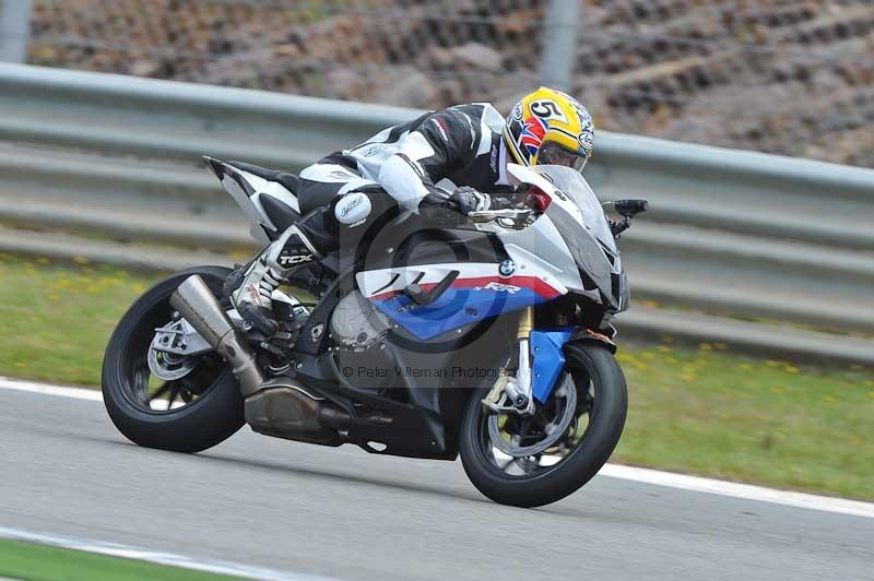 march 2010;motorbikes;no limits;peter wileman photography;portimao;portugal;trackday;trackday digital images