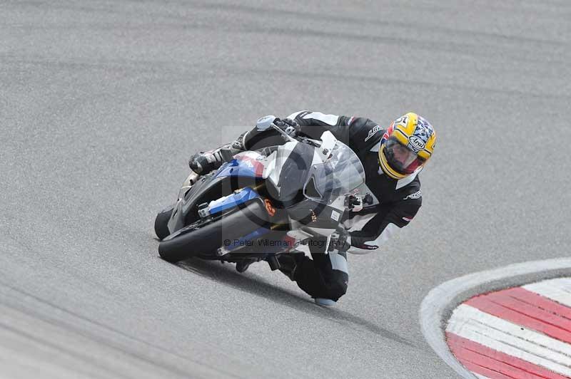 march 2010;motorbikes;no limits;peter wileman photography;portimao;portugal;trackday;trackday digital images