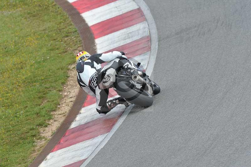 march 2010;motorbikes;no limits;peter wileman photography;portimao;portugal;trackday;trackday digital images