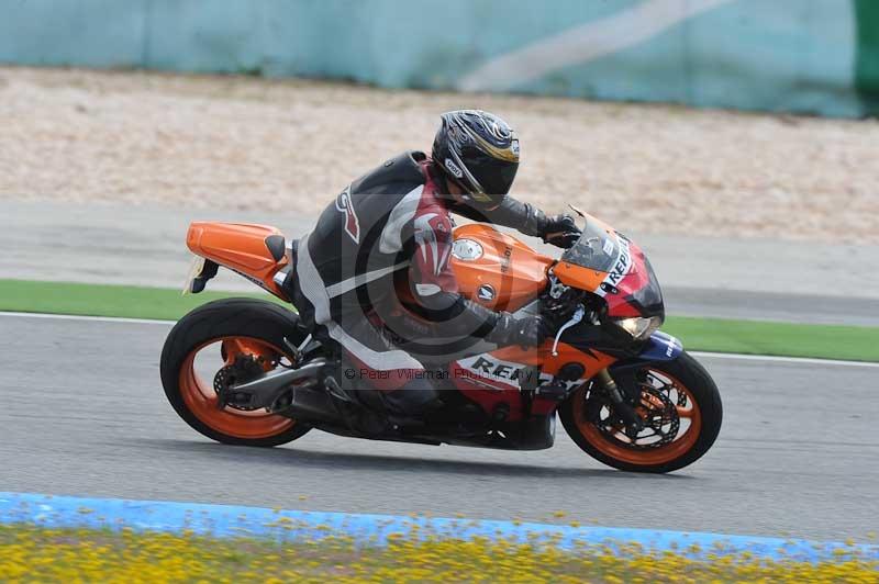 march 2010;motorbikes;no limits;peter wileman photography;portimao;portugal;trackday;trackday digital images