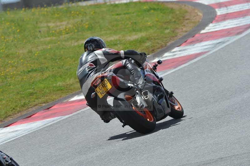 march 2010;motorbikes;no limits;peter wileman photography;portimao;portugal;trackday;trackday digital images