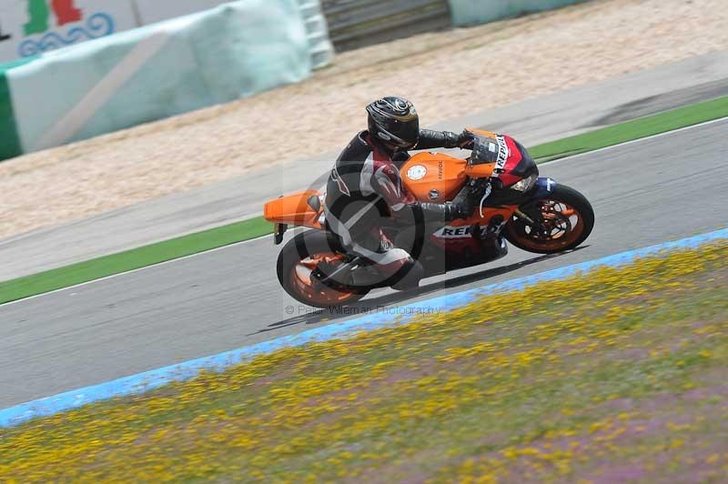 march 2010;motorbikes;no limits;peter wileman photography;portimao;portugal;trackday;trackday digital images