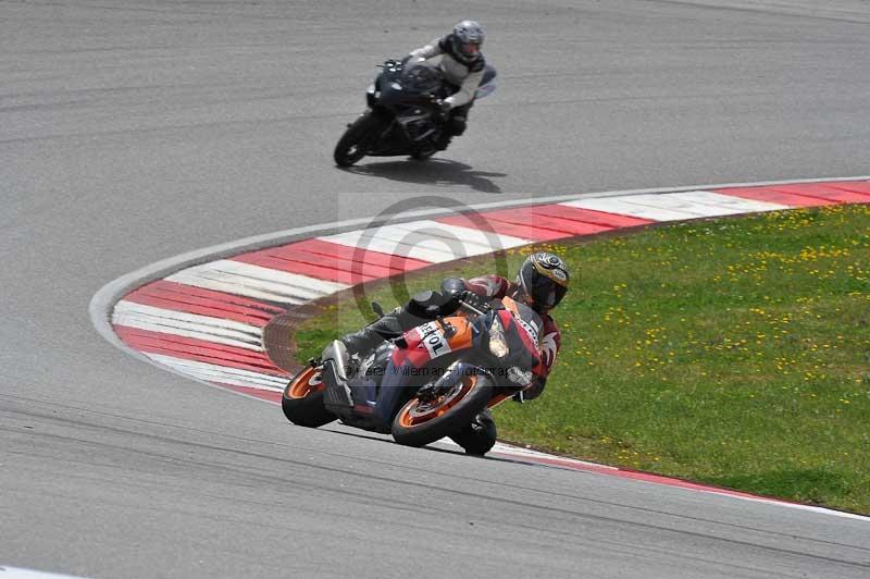 march 2010;motorbikes;no limits;peter wileman photography;portimao;portugal;trackday;trackday digital images