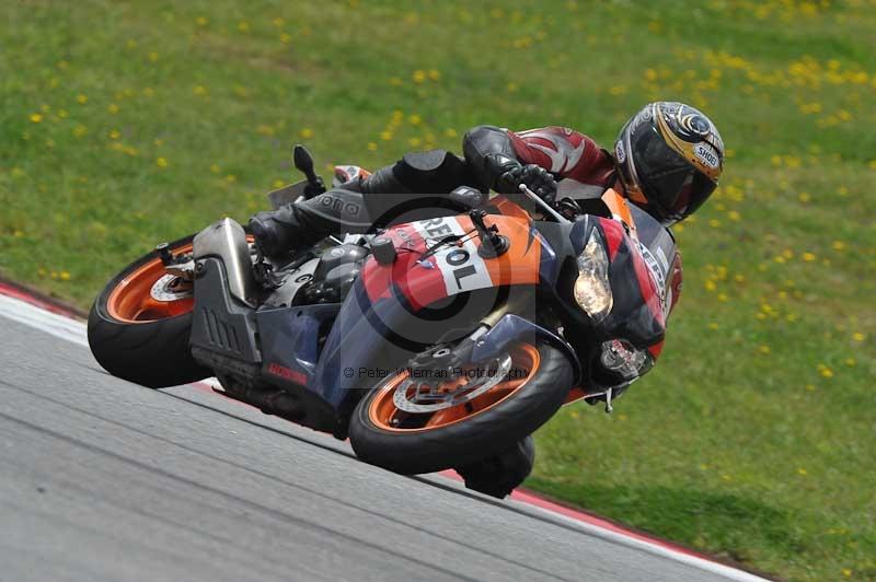 march 2010;motorbikes;no limits;peter wileman photography;portimao;portugal;trackday;trackday digital images