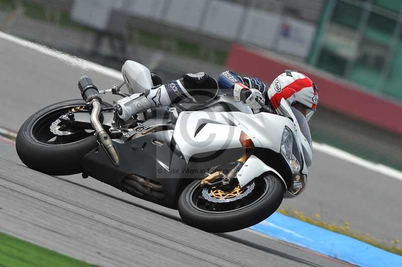 march 2010;motorbikes;no limits;peter wileman photography;portimao;portugal;trackday;trackday digital images