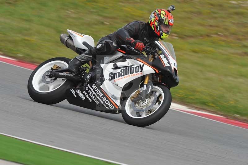 march 2010;motorbikes;no limits;peter wileman photography;portimao;portugal;trackday;trackday digital images