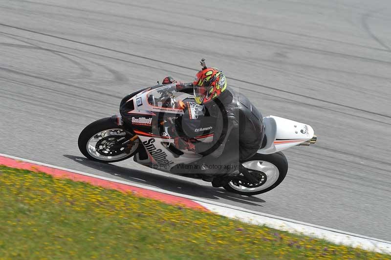 march 2010;motorbikes;no limits;peter wileman photography;portimao;portugal;trackday;trackday digital images